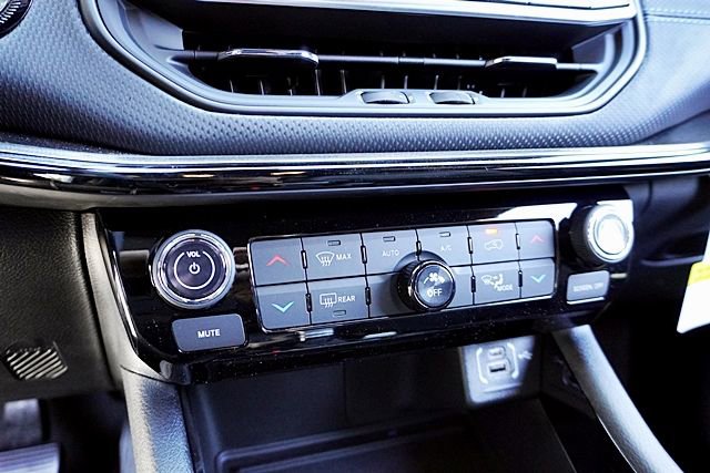 New 2026 Jeep Compass Altitude w/ Quick Order Package 29K image 31