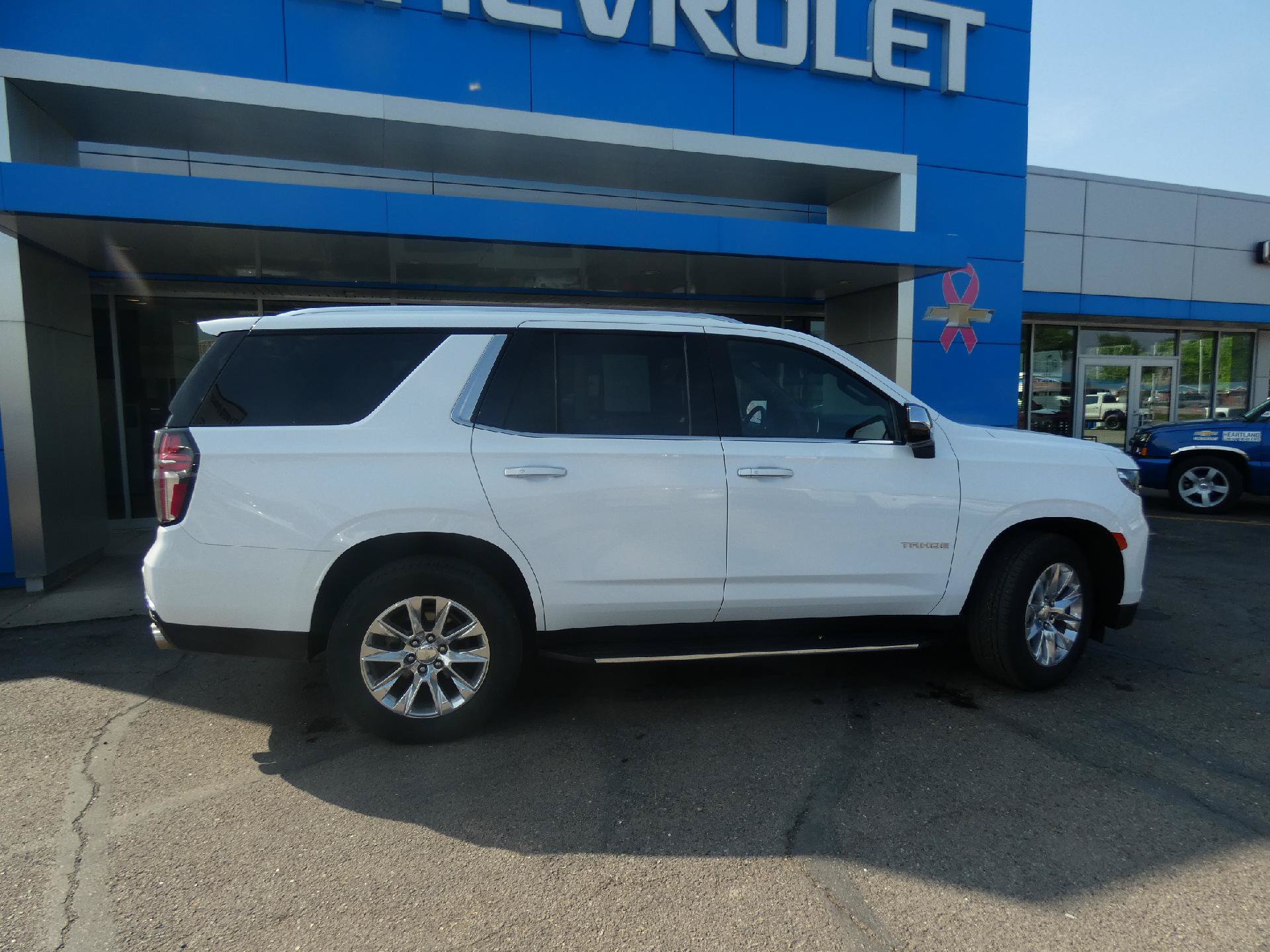 Used 2021 Chevrolet Tahoe Premier AWD/4WD image 3