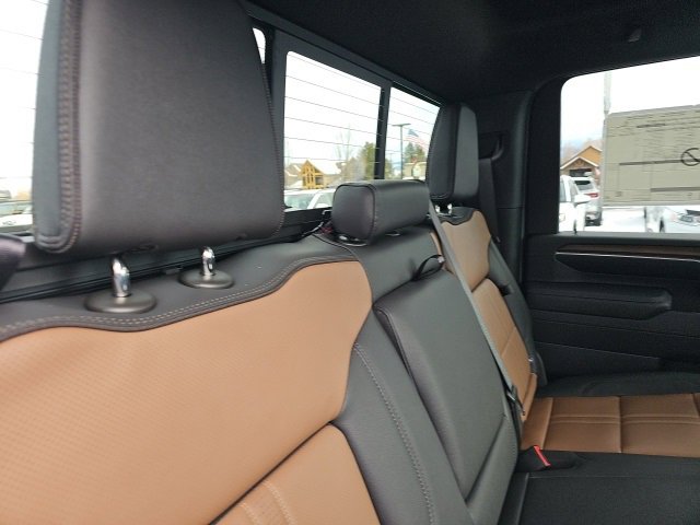 New 2025 Chevrolet Silverado 3500 High Country w/ Technology Package image 17