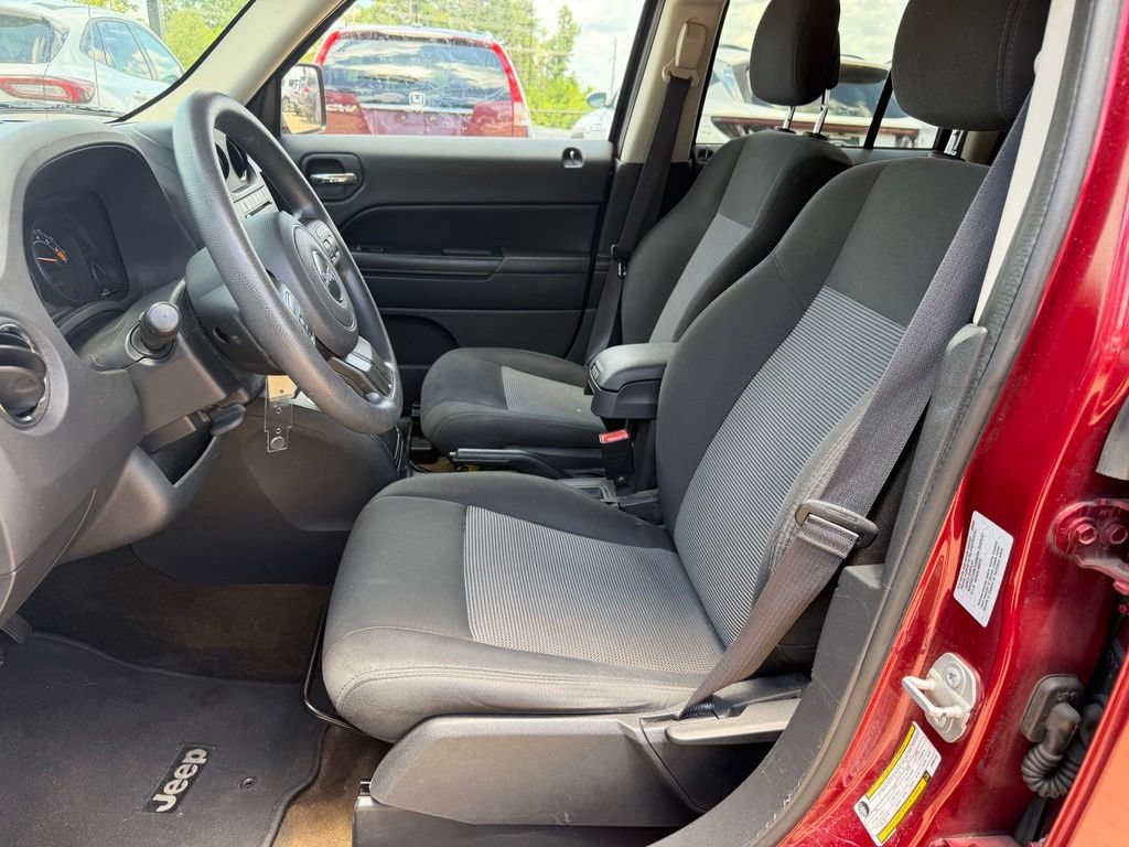 Used 2016 Jeep Patriot Sport w/ Power Value Group FWD image 10
