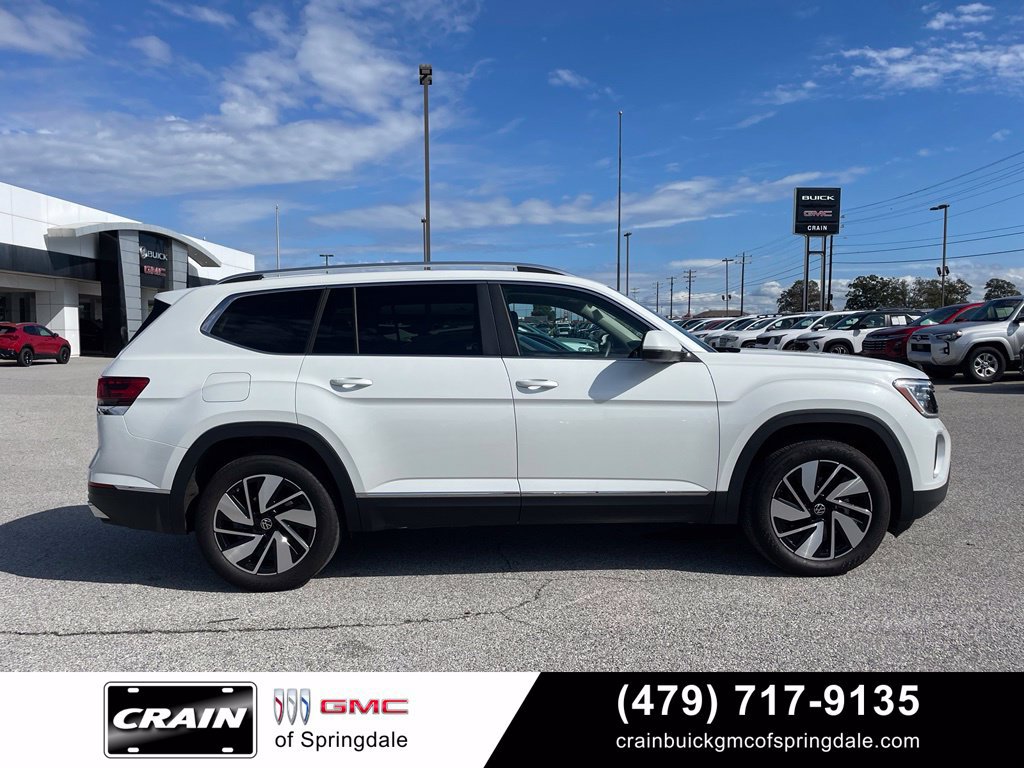 Used 2024 Volkswagen Atlas SEL AWD/4WD image 9