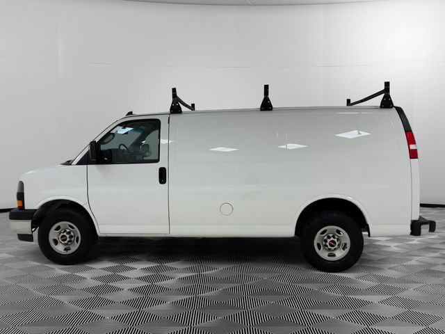 Certified 2021 GMC Savana 2500 w/ Driver Convenience Package RWD image 2