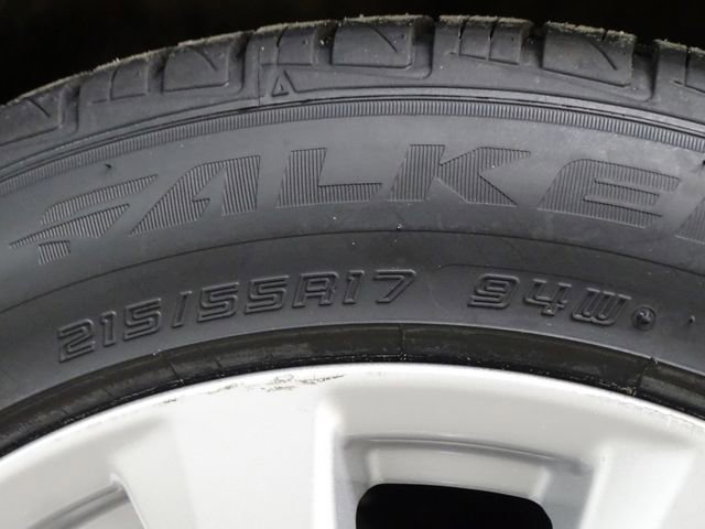 Used 2019 Toyota Camry LE image 41