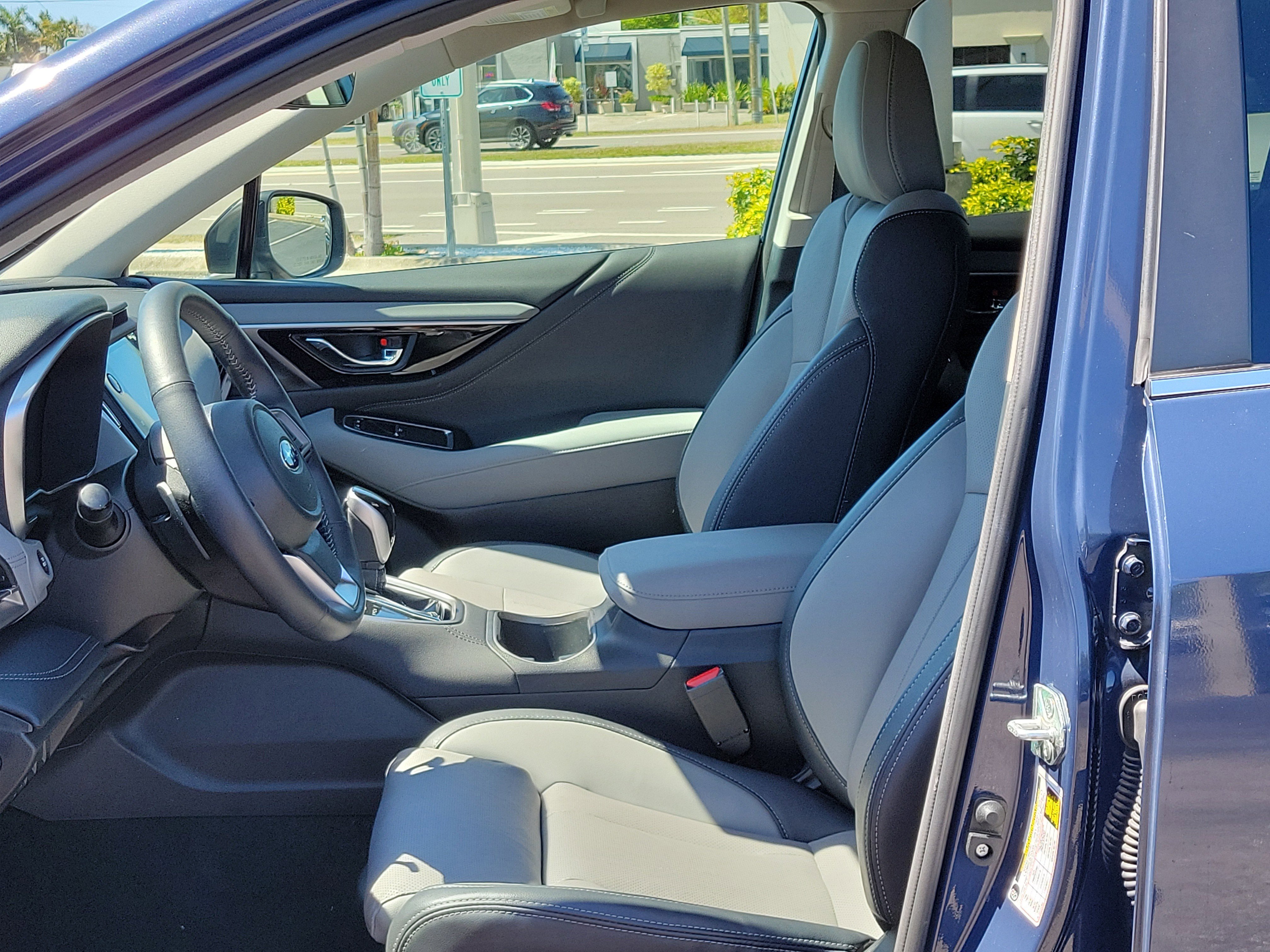 Used 2023 Subaru Outback Limited image 22