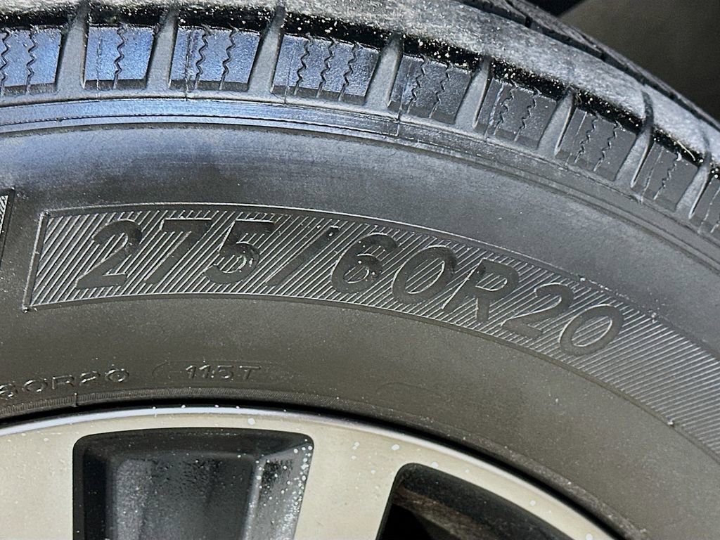 Used 2017 Nissan Armada Platinum image 34