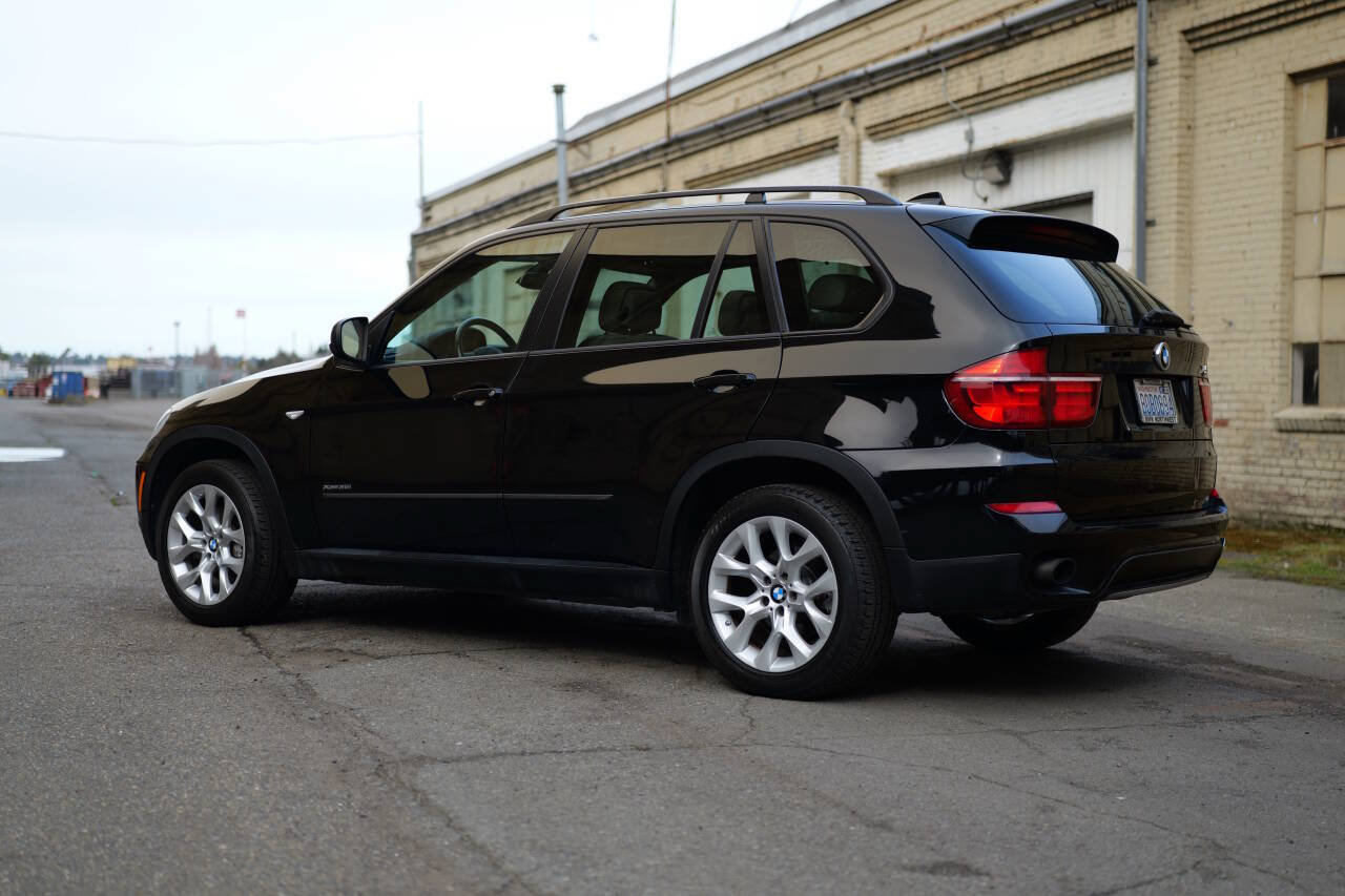 Used 2011 BMW X5 xDrive35i AWD/4WD image 7