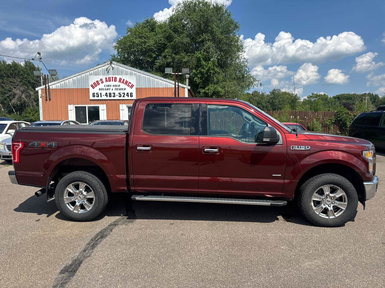 Used 2017 Ford F150 XLT w/ Equipment Group 302A Luxury AWD/4WD image 4
