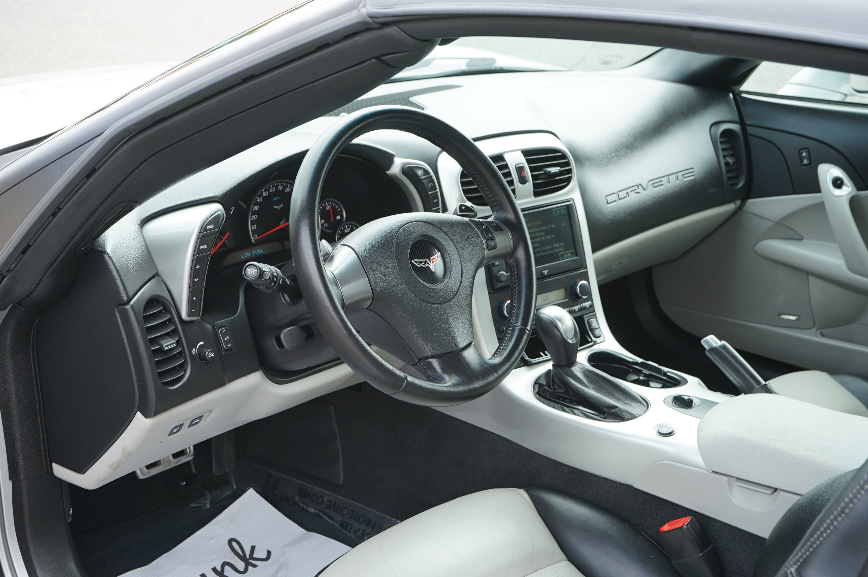 Used 2007 Chevrolet Corvette Convertible w/ Preferred Equipment Group image 18