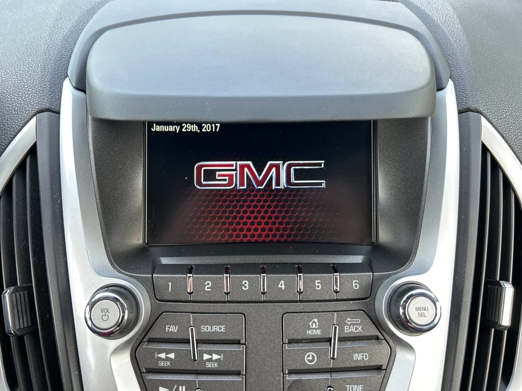 Used 2017 GMC Terrain SLE FWD image 25