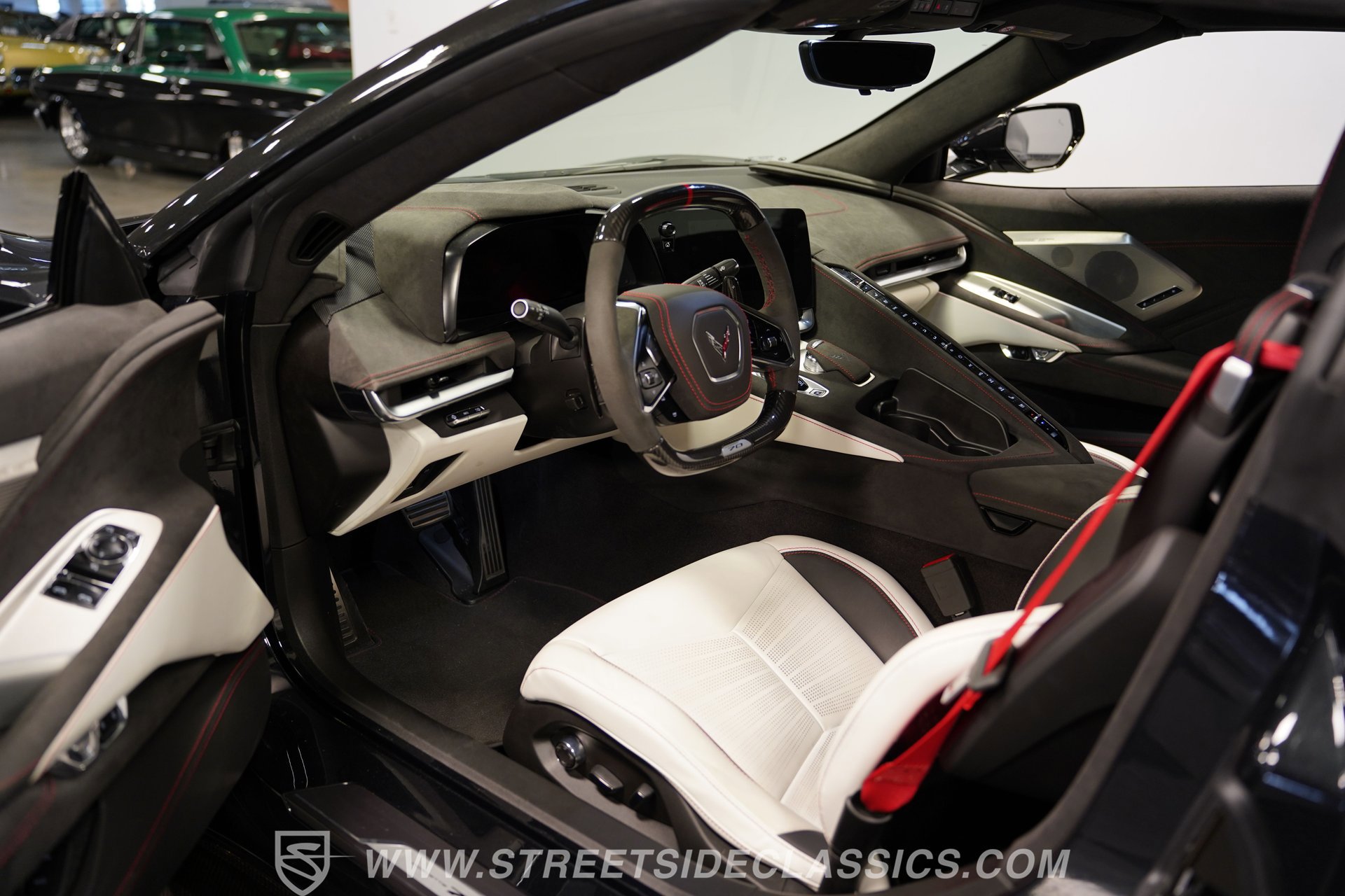 Used 2023 Chevrolet Corvette Z06 image 4