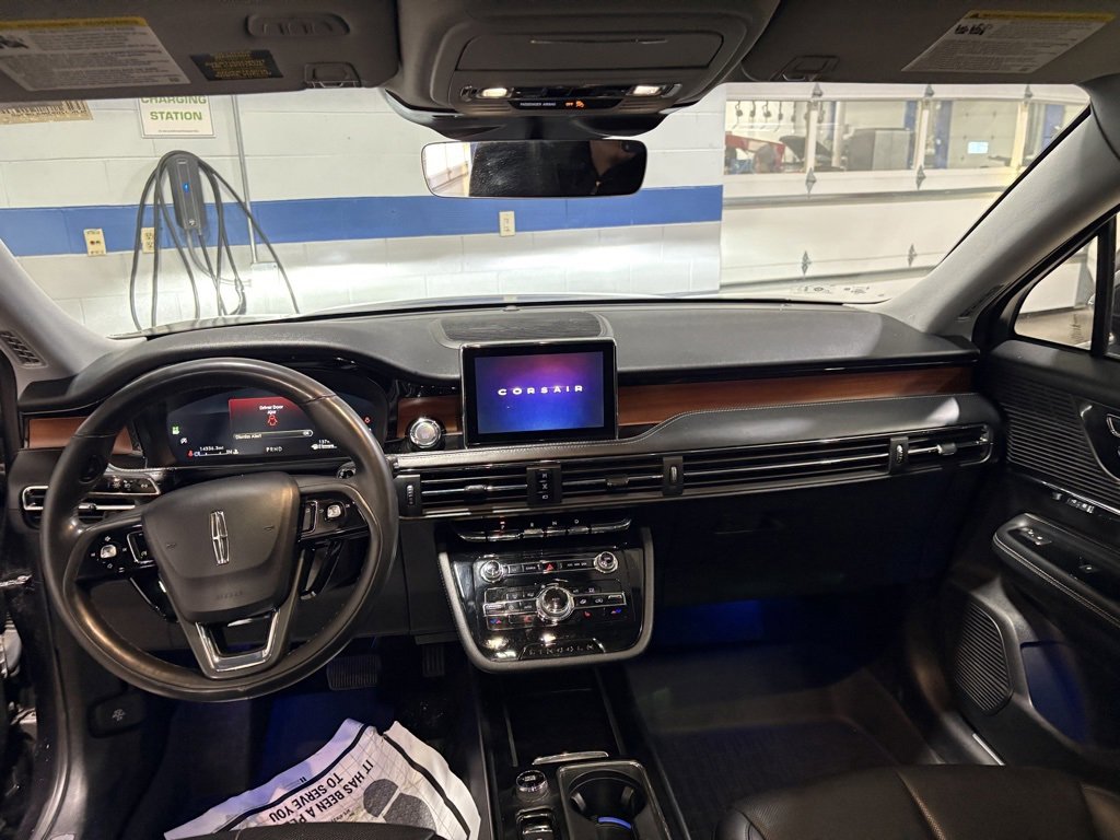 Used 2022 Lincoln Corsair Reserve image 9