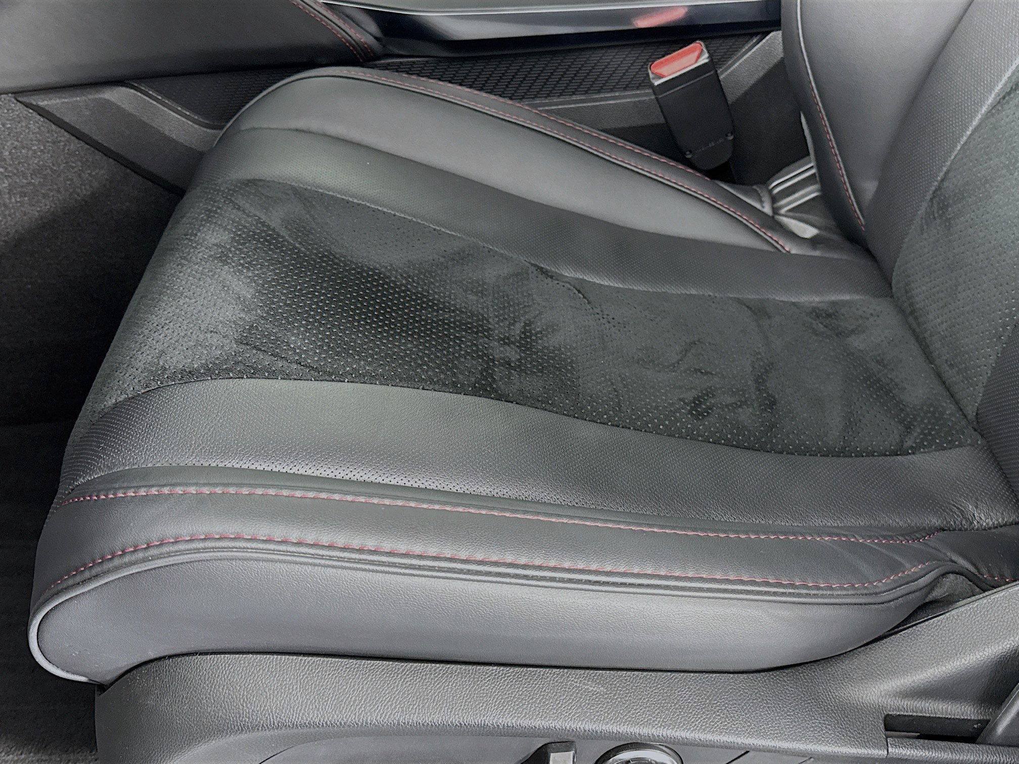 Used 2025 Acura MDX A-Spec image 19