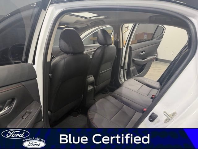 Used 2025 Nissan Sentra SR w/ SR Premium Package FWD image 25