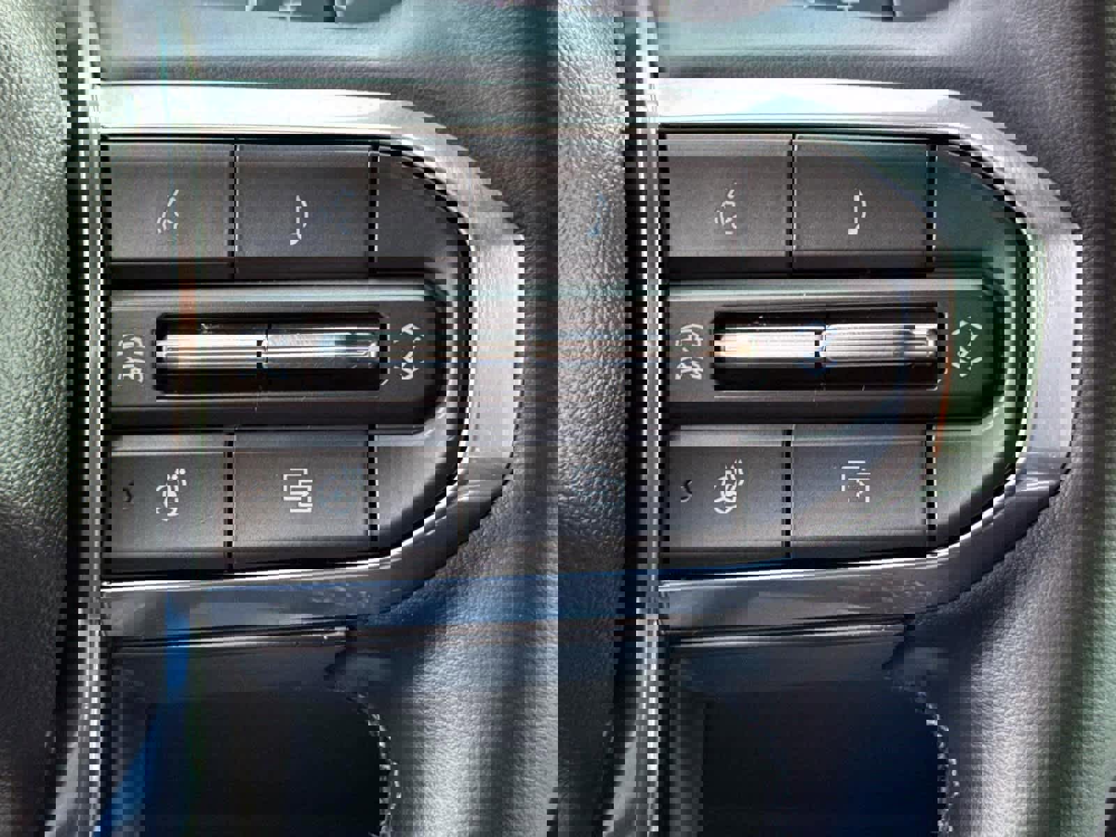 Used 2025 GMC Acadia Elevation image 21