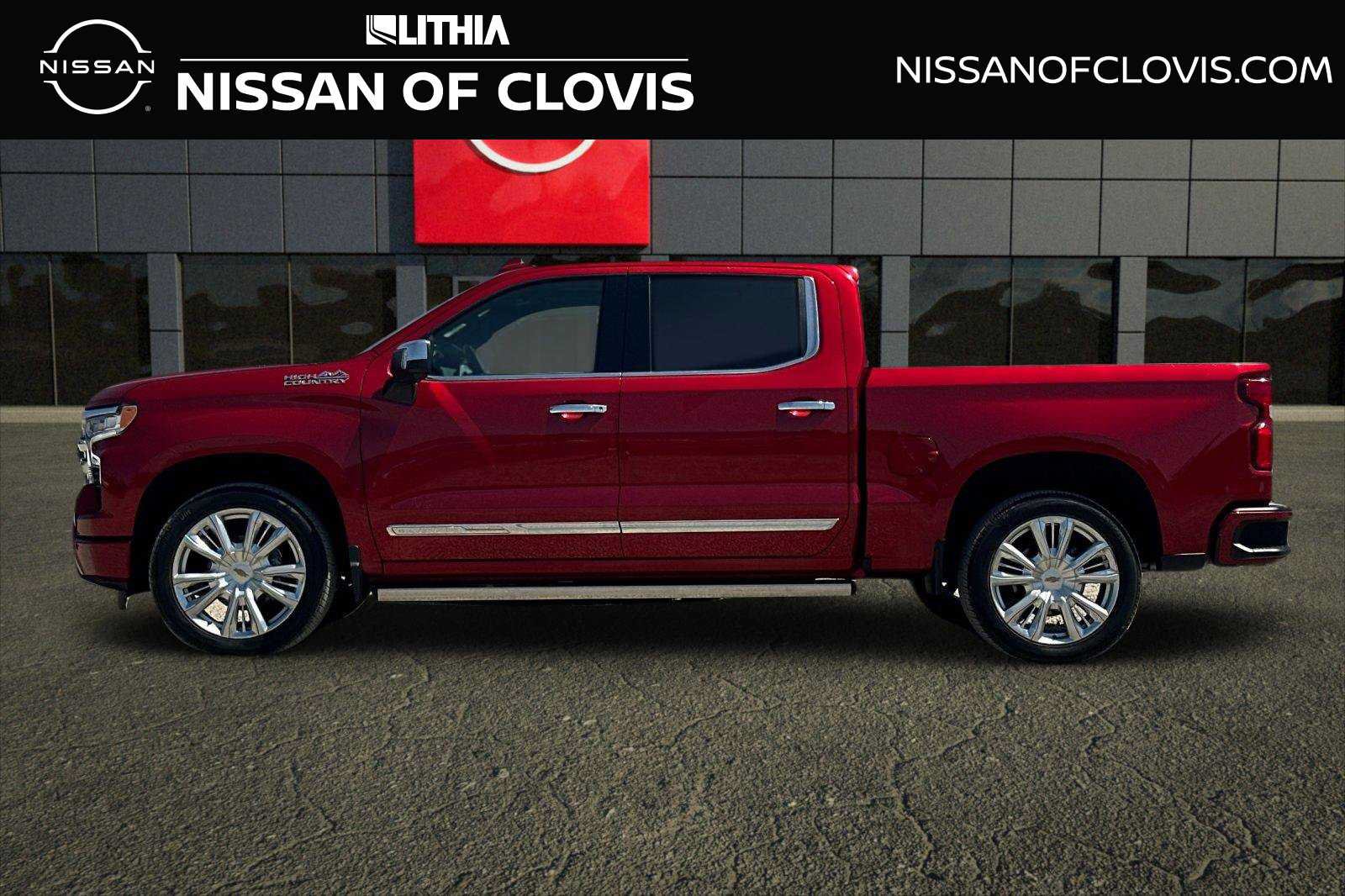 Used 2023 Chevrolet Silverado 1500 High Country w/ High Country Premium Package AWD/4WD image 1
