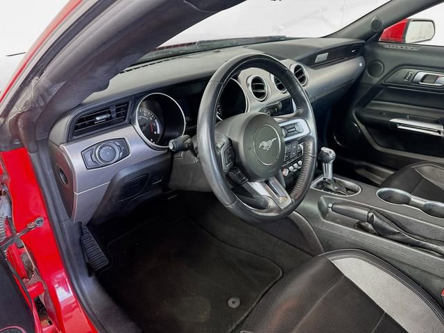 Used 2022 Ford Mustang Premium RWD image 9
