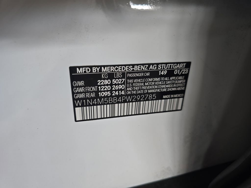 Used 2023 Mercedes-Benz GLB 35 AMG 4MATIC image 33