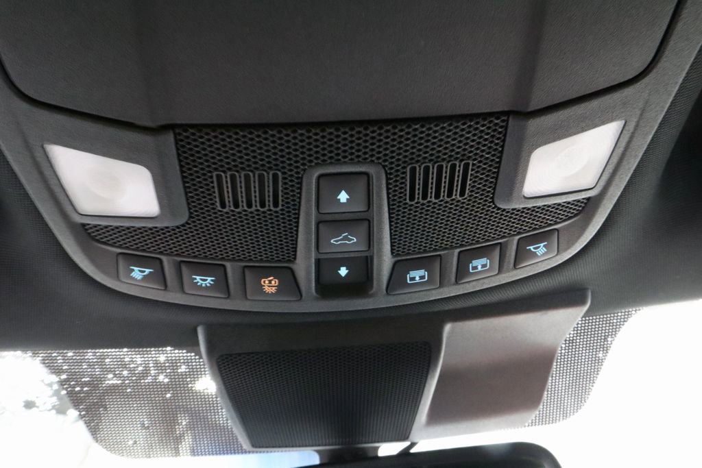 Used 2020 Ford F150 Platinum w/ Equipment Group 701A Luxury image 31