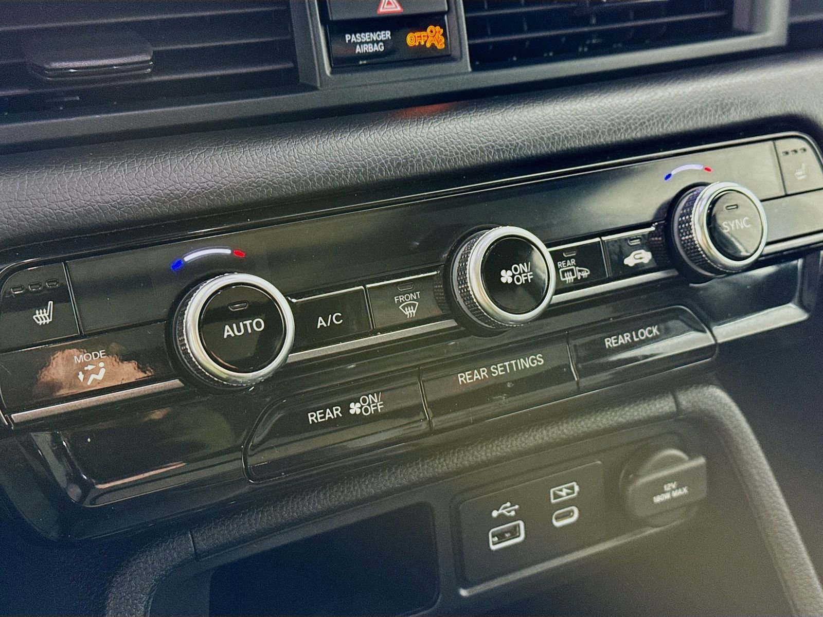 Used 2024 Honda Pilot TrailSport image 13