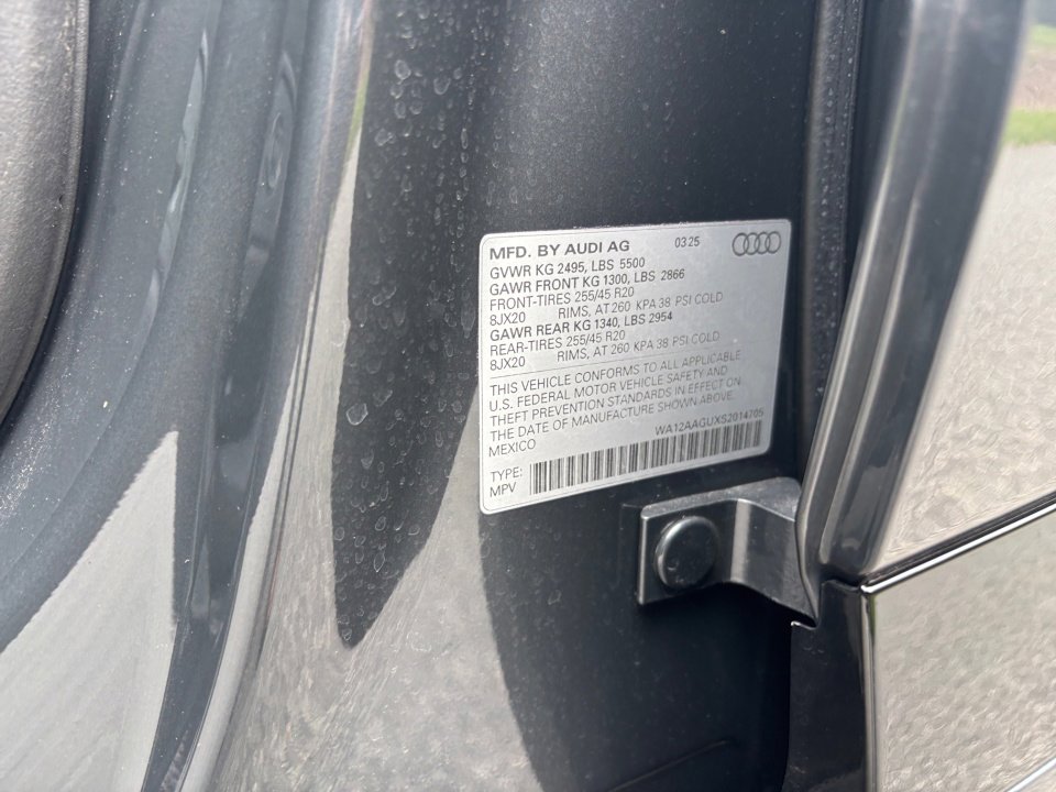 New 2025 Audi Q5 Premium Plus image 35