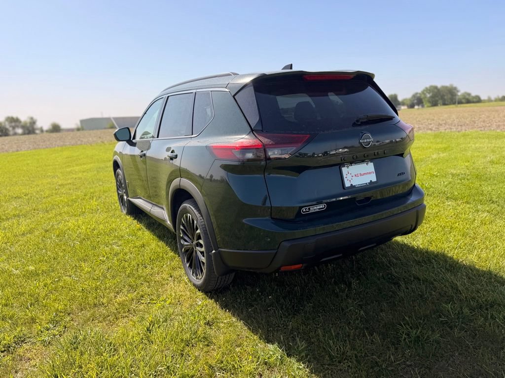 New 2026 Nissan Rogue Dark Armor AWD/4WD image 7