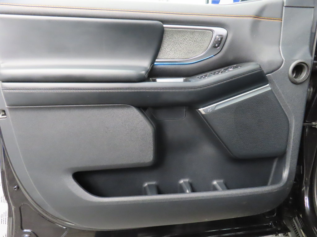 Used 2025 Ford Expedition Tremor AWD/4WD image 58