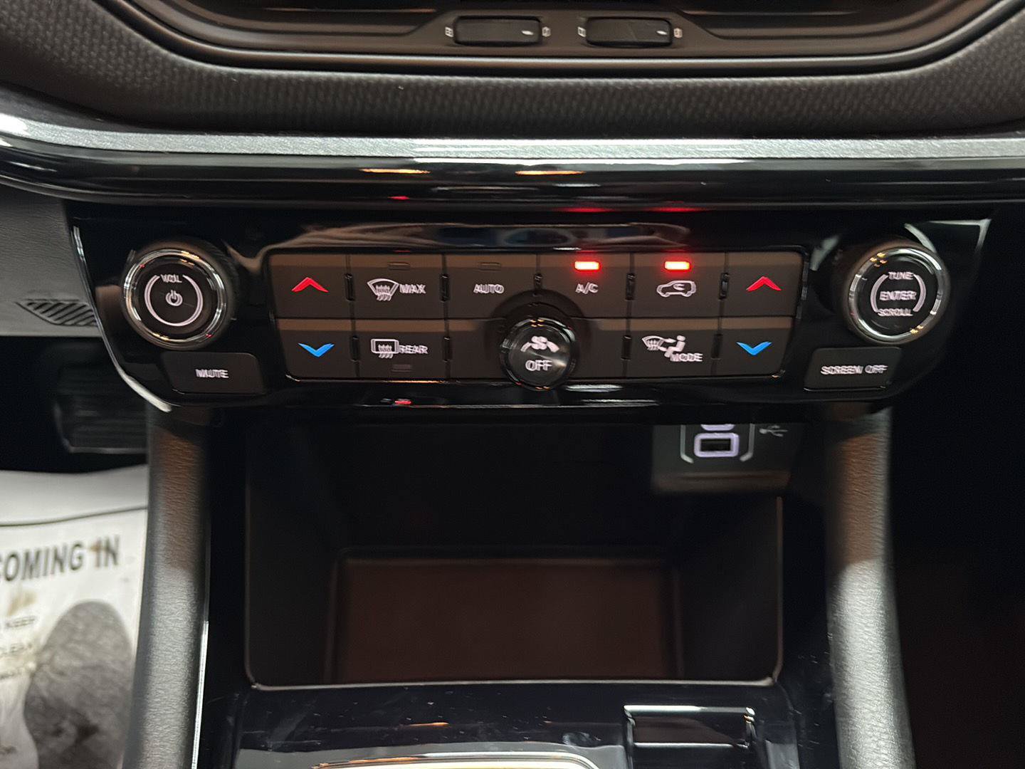 New 2026 Jeep Compass Limited AWD/4WD image 15