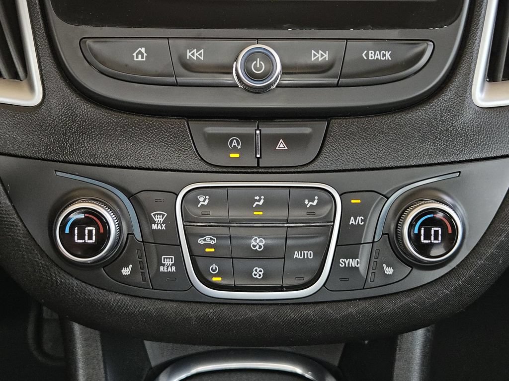 Used 2024 Chevrolet Malibu LT FWD image 17