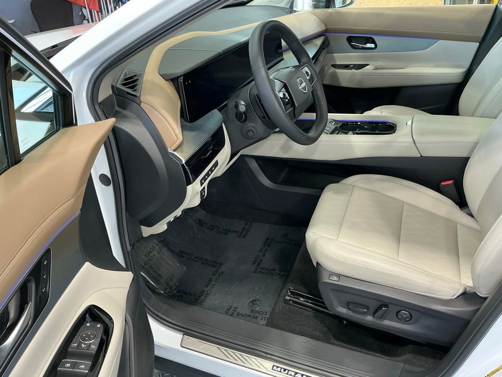 Used 2025 Nissan Murano Platinum image 5