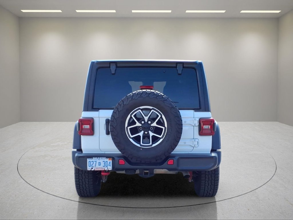 Used 2024 Jeep Wrangler Unlimited Rubicon AWD/4WD image 21