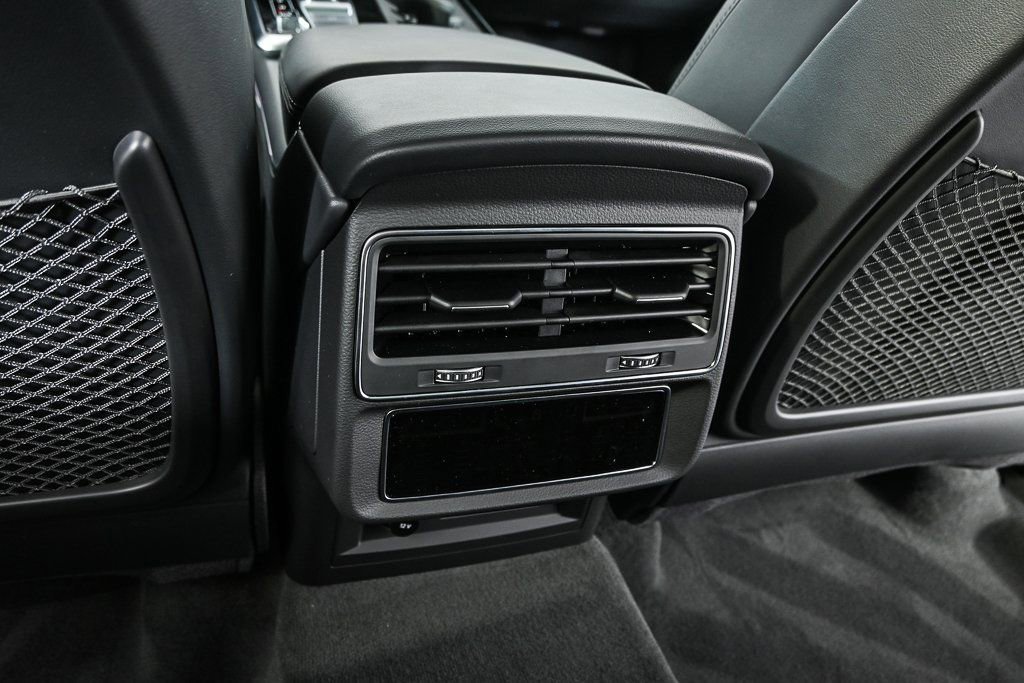 New 2026 Audi RS Q8 performance image 20