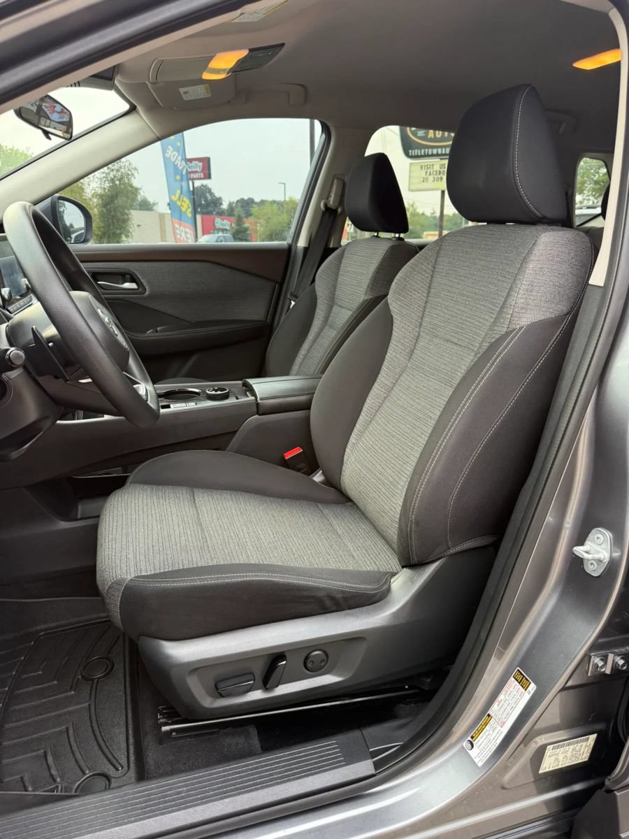 Used 2021 Nissan Rogue SV AWD/4WD image 10