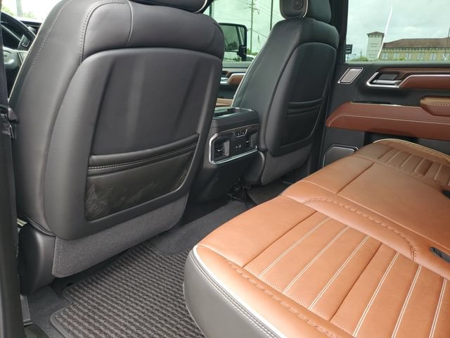 Used 2026 GMC Sierra 3500 Denali Ultimate AWD/4WD image 23