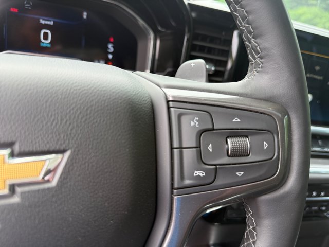 Used 2025 Chevrolet Silverado 1500 High Country w/ High Country Premium Package AWD/4WD image 18