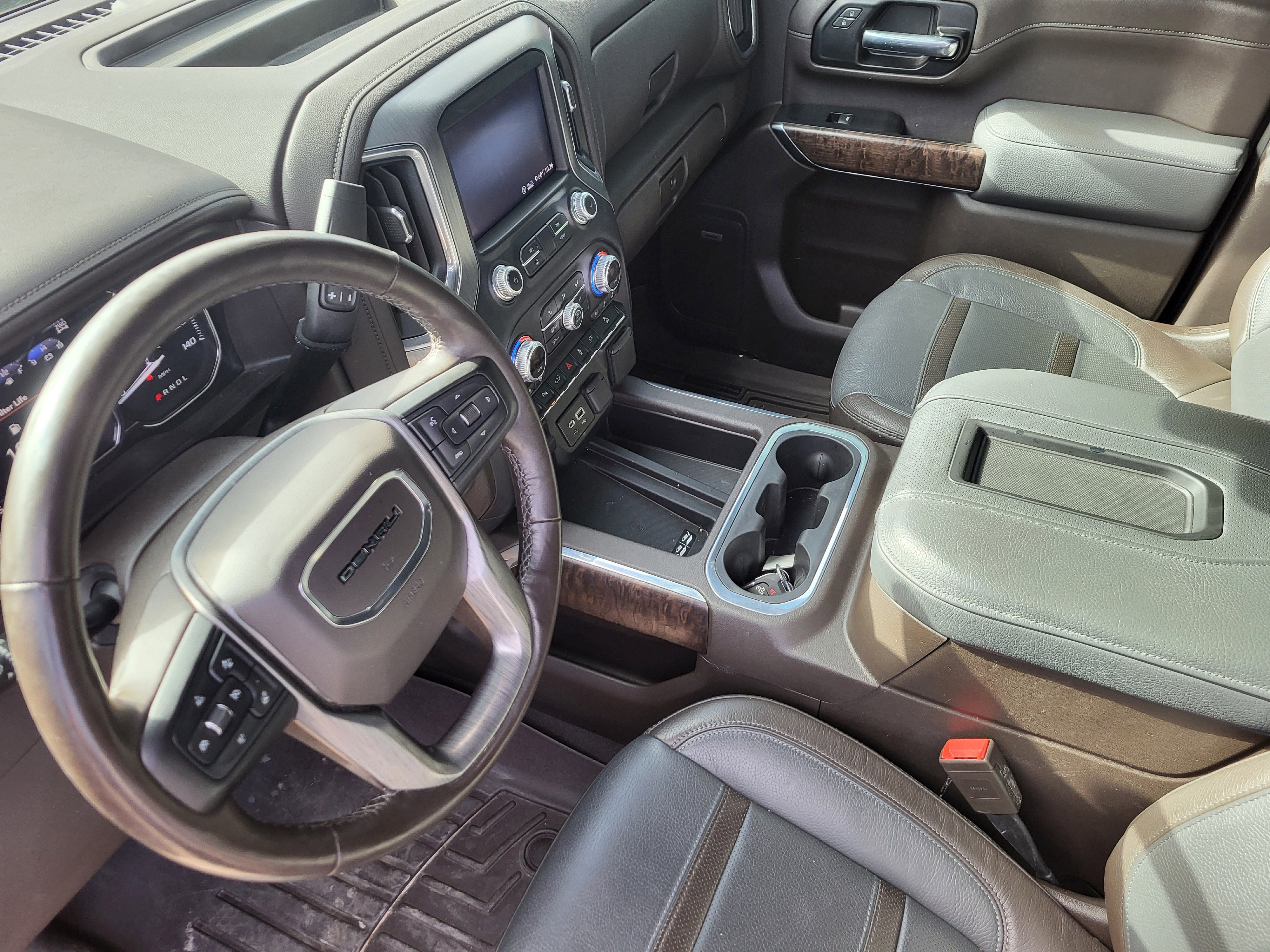 Used 2020 GMC Sierra 2500 Denali w/ Technology Package image 12