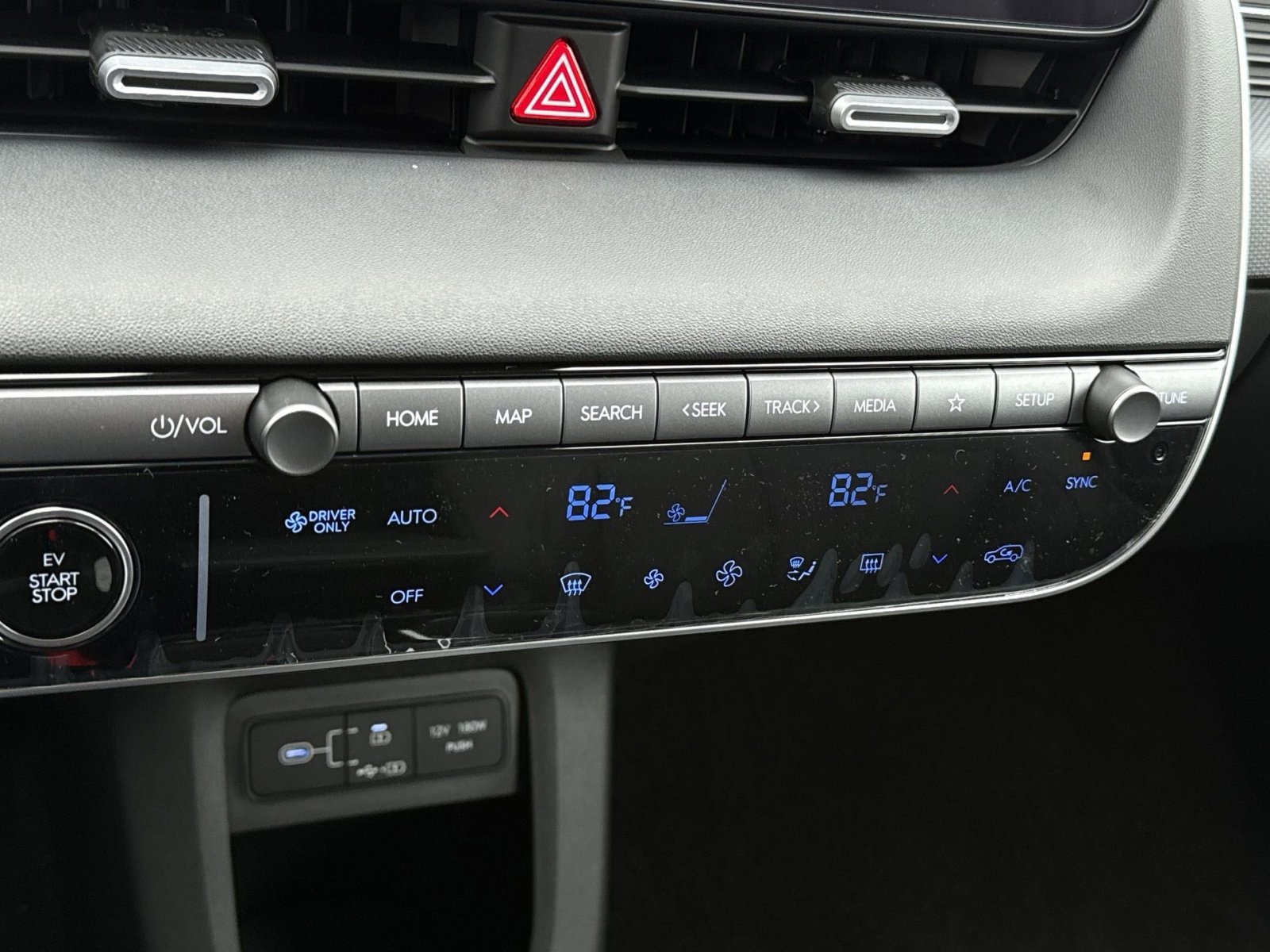 New 2025 Hyundai Ioniq 5 SEL image 19