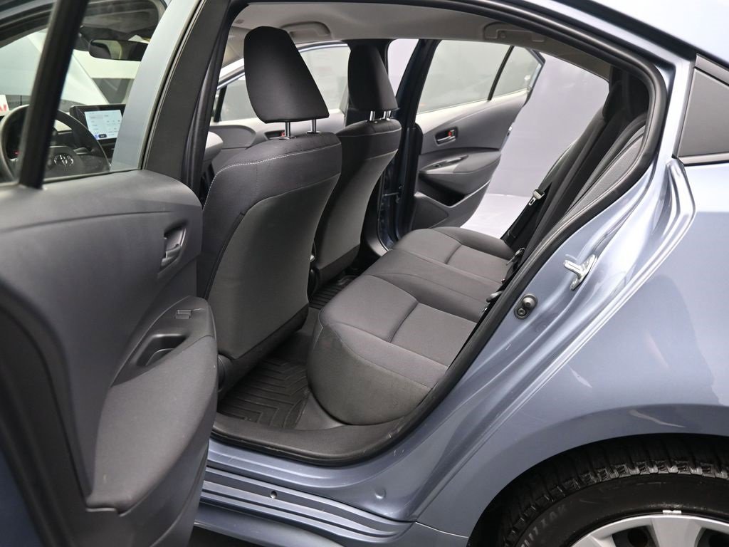 Used 2023 Toyota Corolla LE image 21