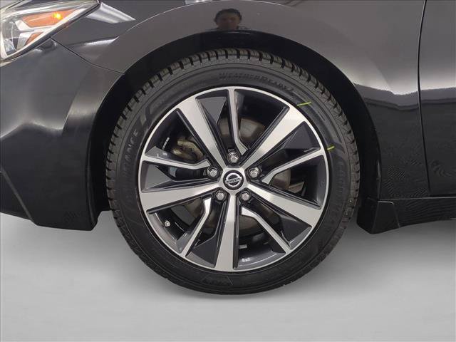 Used 2017 Nissan Maxima 3.5 SL FWD image 28