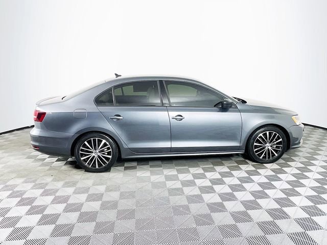 Used 2016 Volkswagen Jetta Sport FWD image 28