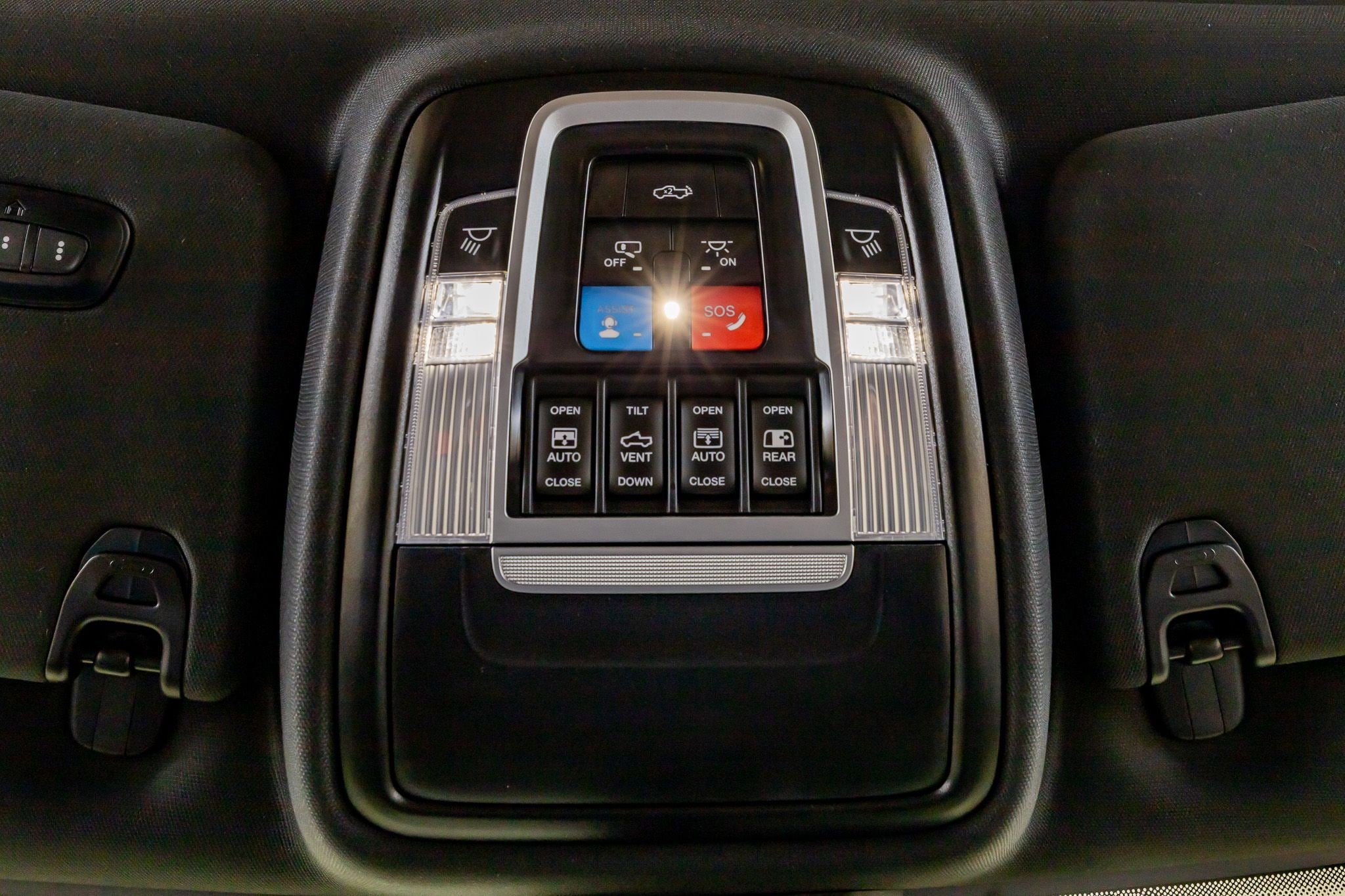 Used 2025 RAM 1500 Laramie w/ Laramie Southwest Edition AWD/4WD image 29