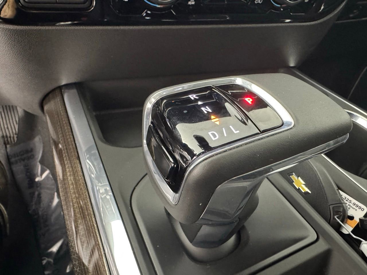 Used 2025 Chevrolet Silverado 1500 LT Trail Boss w/ Convenience Package II image 18