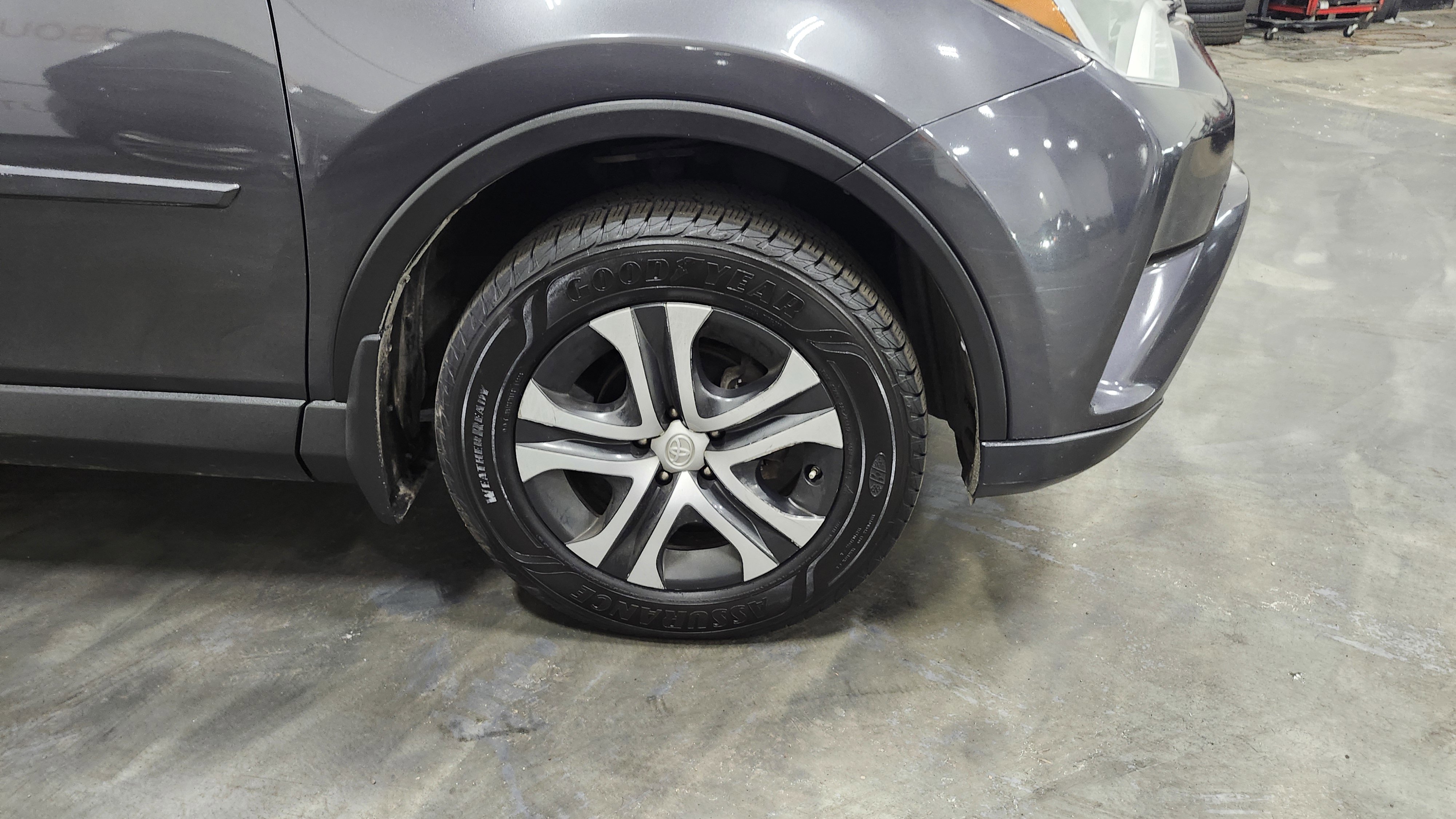 Used 2017 Toyota RAV4 LE w/ All Weather Liner Package image 9