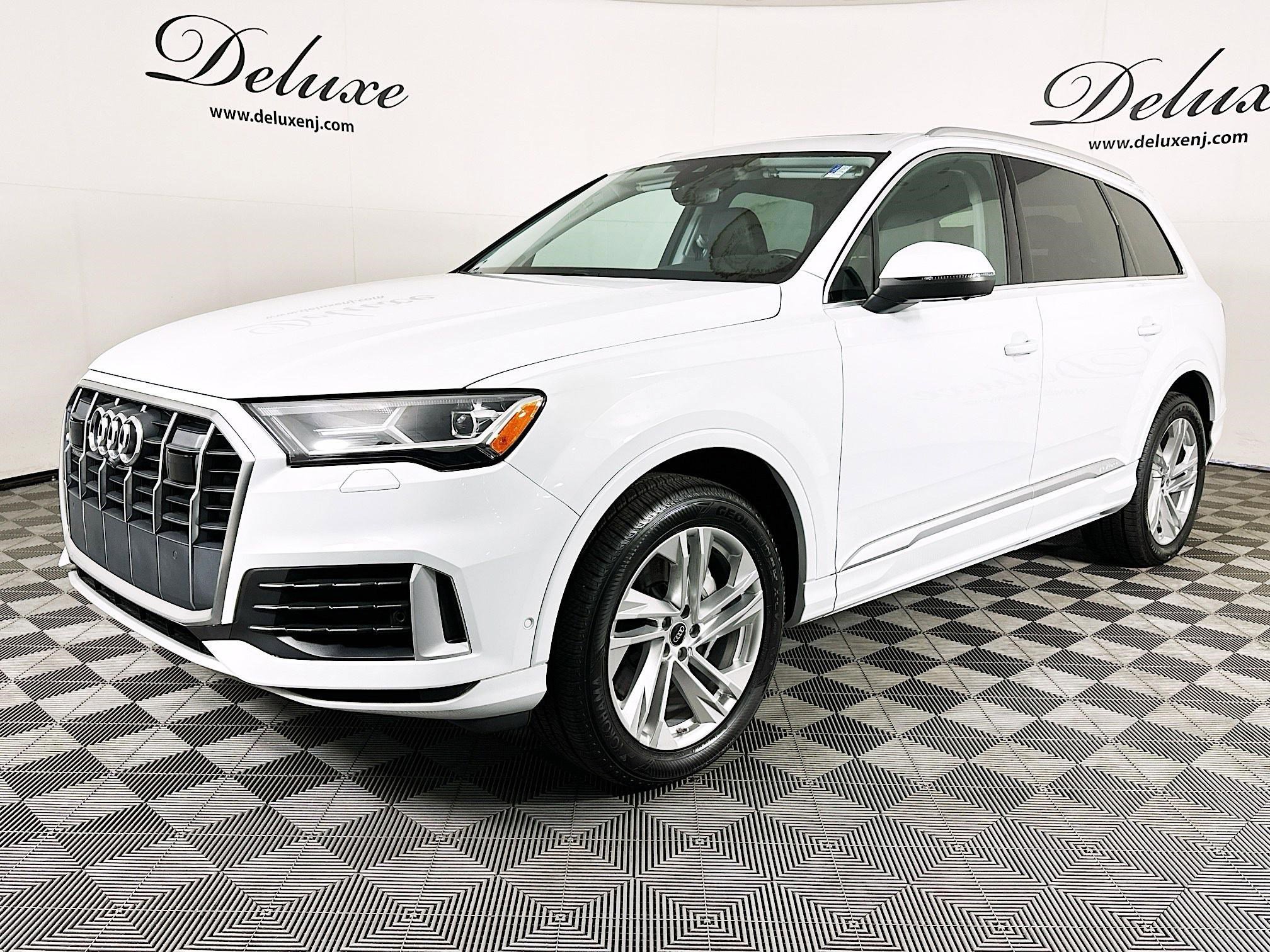 Used 2023 Audi Q7 3.0T Premium Plus AWD/4WD image 3