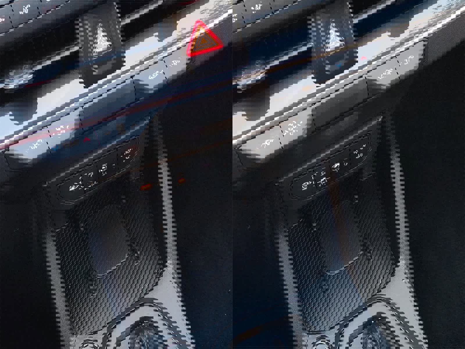 Certified 2025 Kia K4 EX image 18