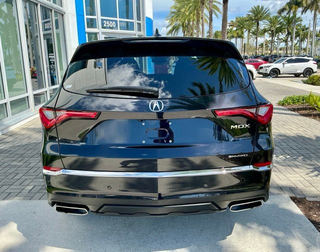 Certified 2023 Acura MDX SH-AWD w/ Technology Package image 5