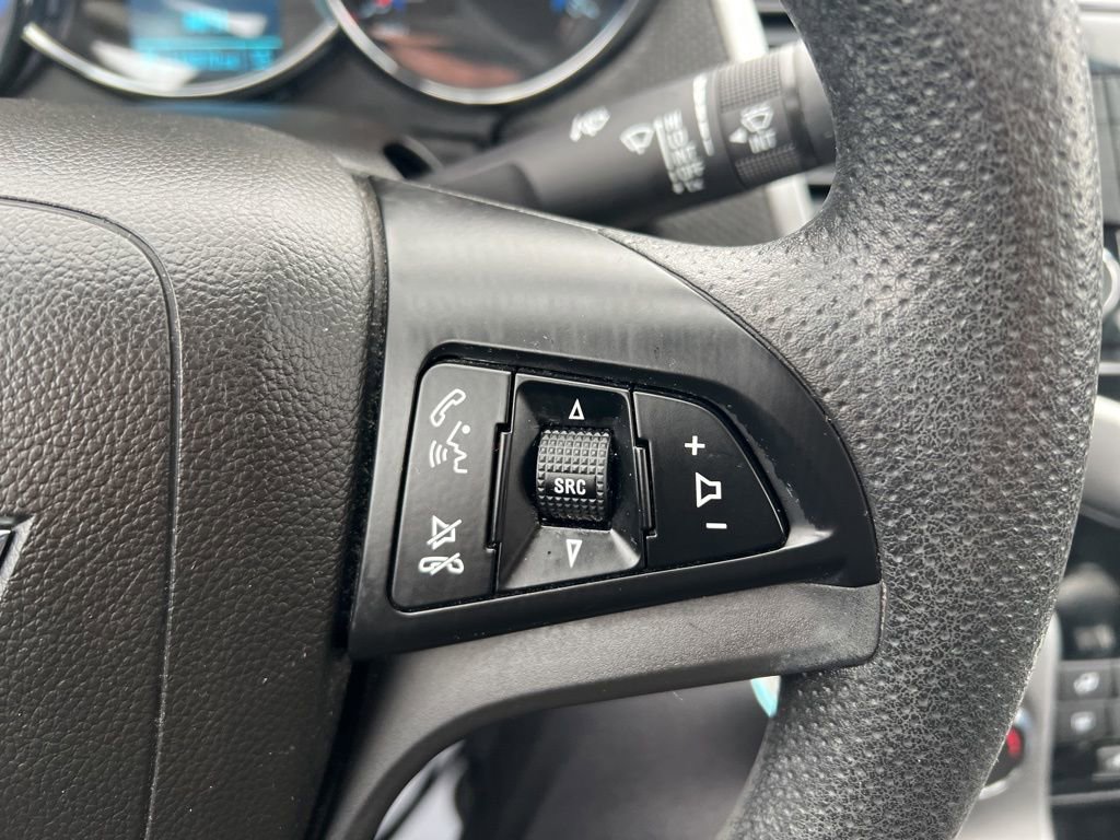 Used 2015 Chevrolet Cruze LT w/ Sun And Sound Package image 17