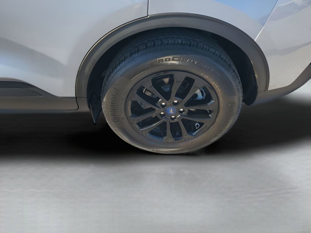 Used 2022 Ford Escape S image 19