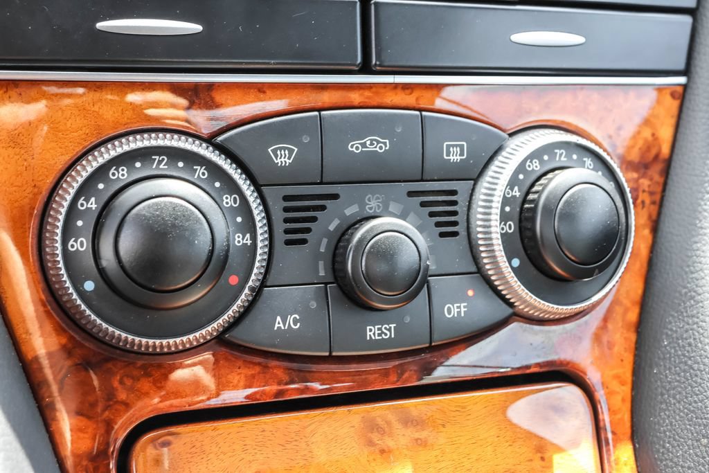 Used 2007 Mercedes-Benz SL 550 image 24
