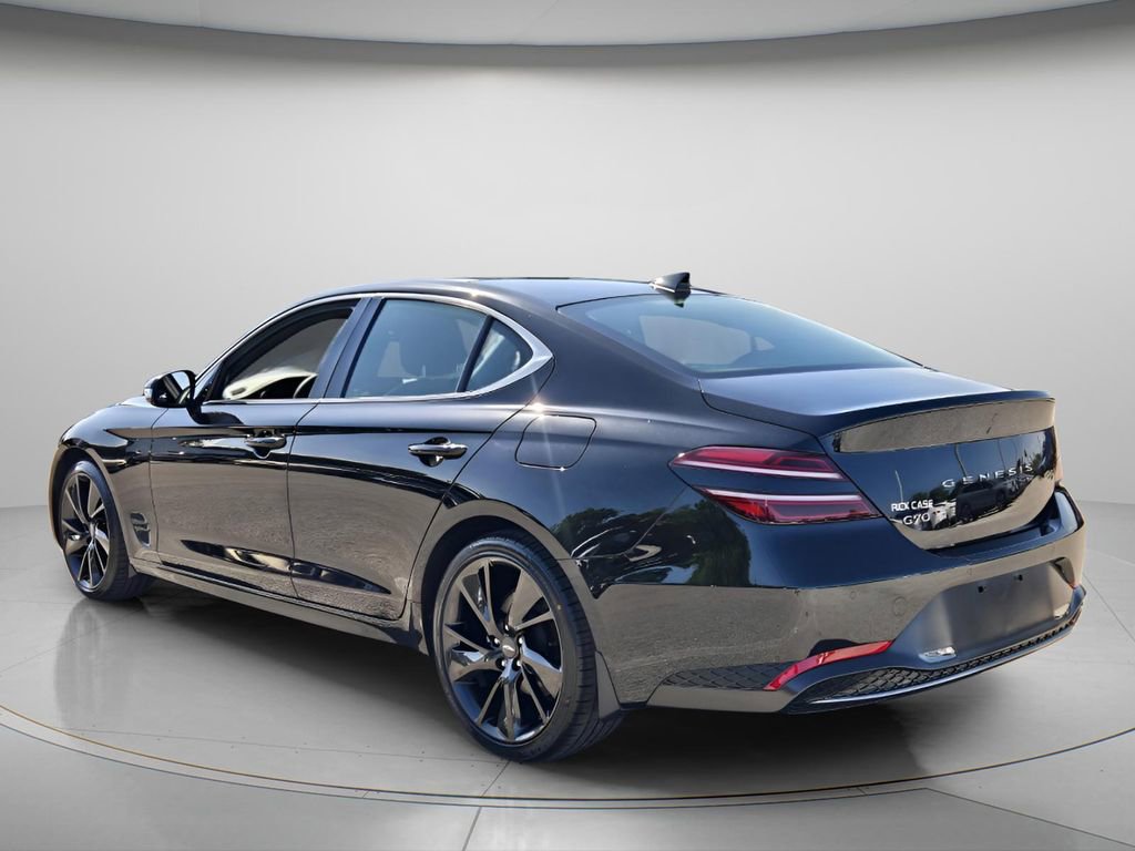 Used 2023 Genesis G70 2.0T w/ Sport Prestige Package RWD image 7
