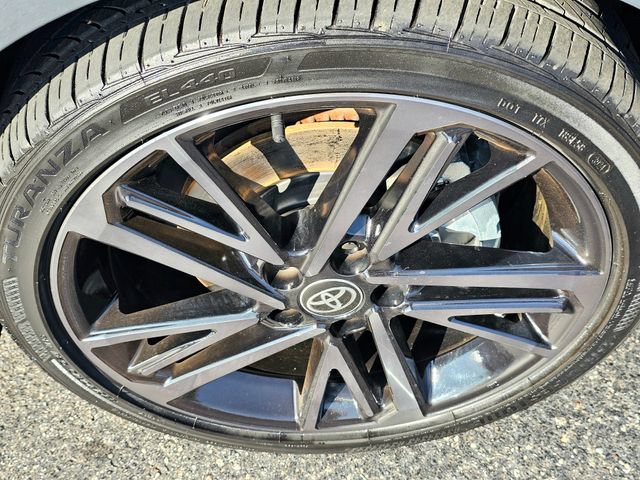 Used 2025 Toyota Camry XSE FWD image 6